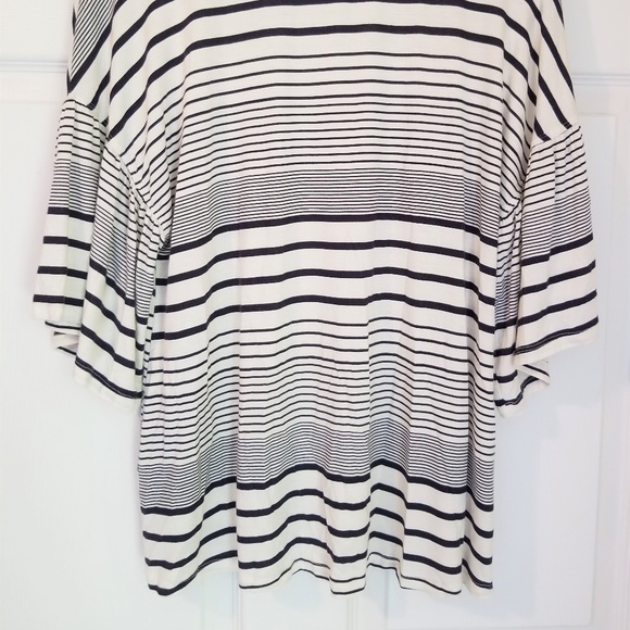 Knapp Studio Knit Top NWT Medium Off White Black - Picture 6 of 6